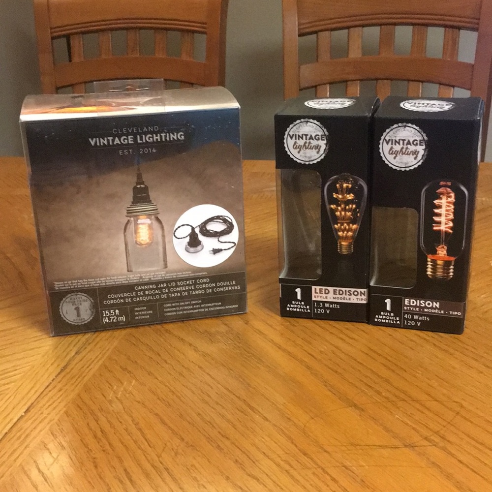 Cleveland Vintage Light Set